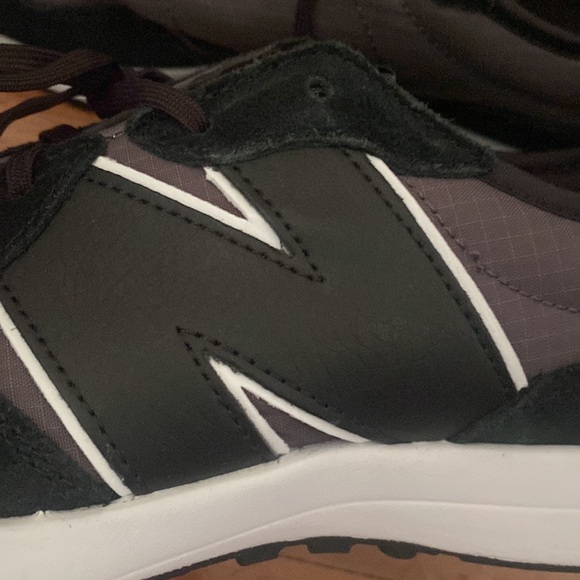 New Balance Sneakers 327 - Picture 10 of 10